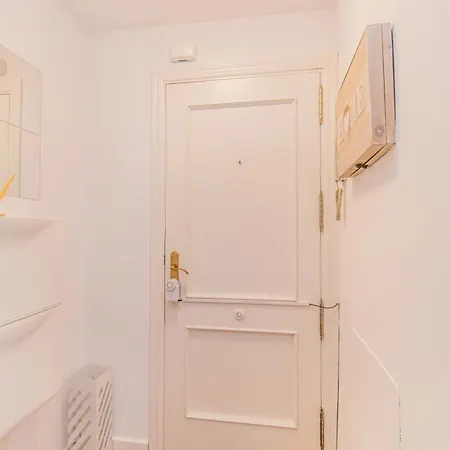 Pyrenees Escape With Terrace And Bbq Lägenhet *